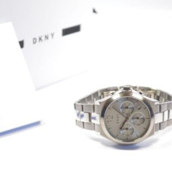 NEW! 🎁❄️ DKNY Watch - Picture 4 of 6